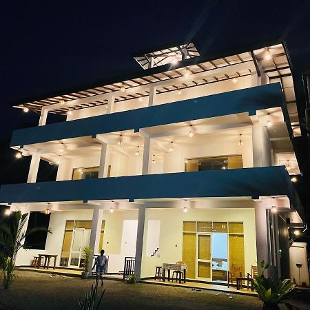 Dk Zur Einkehr Hotel Ahangama Dış mekan fotoğraf