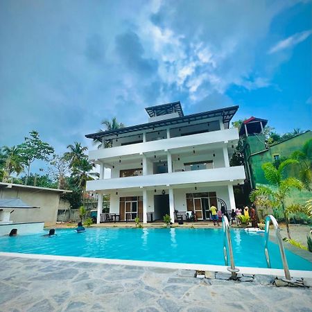 Dk Zur Einkehr Hotel Ahangama Dış mekan fotoğraf