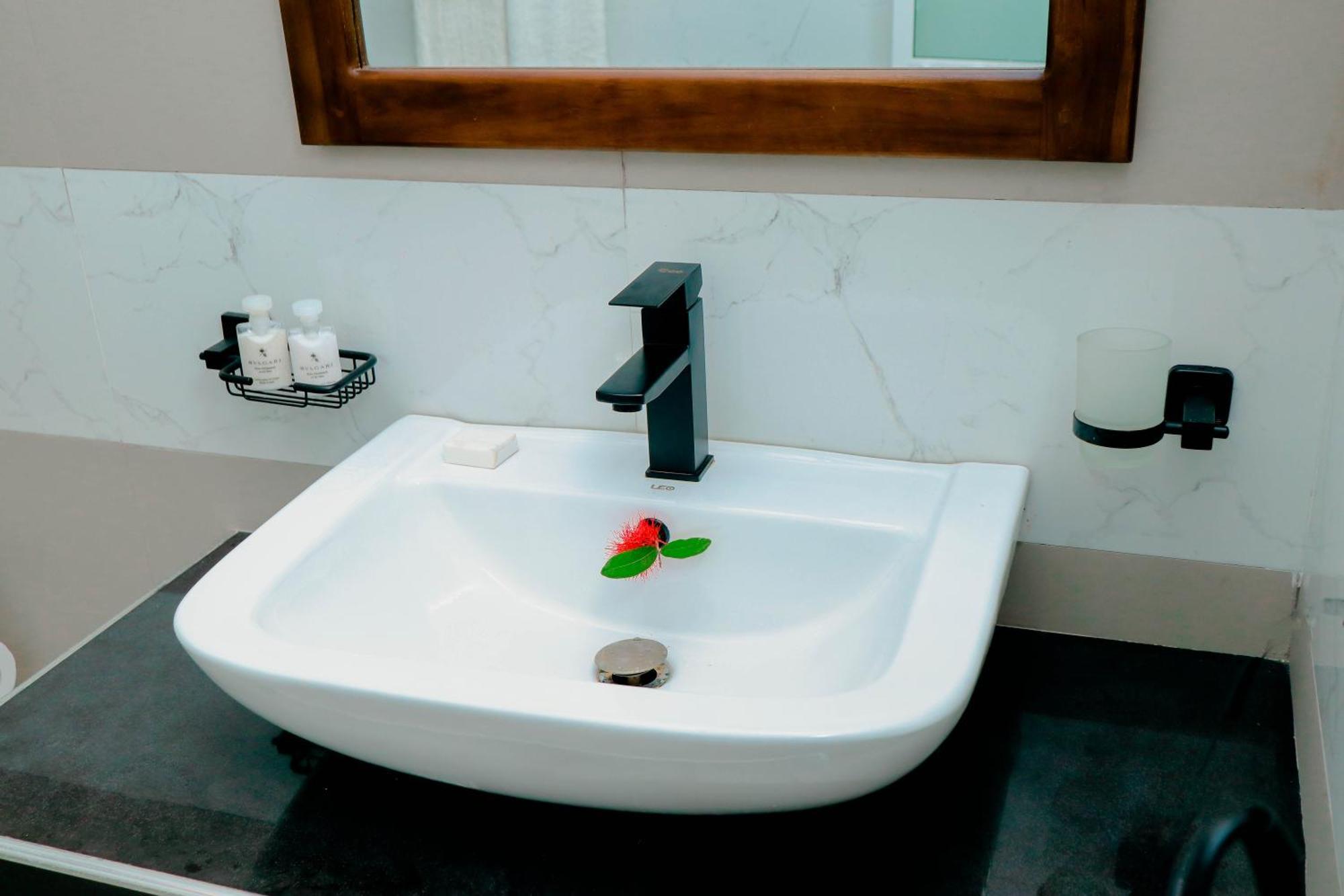 Dk Zur Einkehr Hotel Ahangama Dış mekan fotoğraf