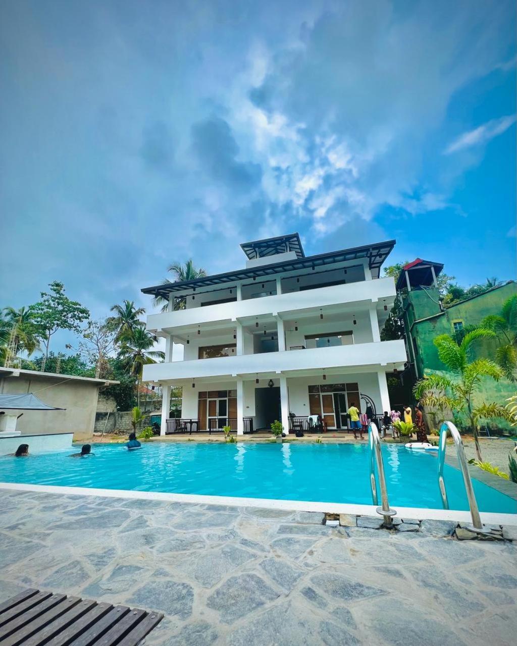 Dk Zur Einkehr Hotel Ahangama Dış mekan fotoğraf